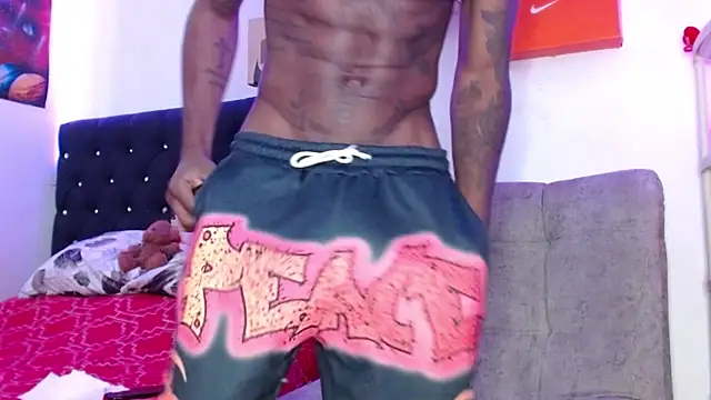 king  Black online show from February 7, 2025, 5:07 pm