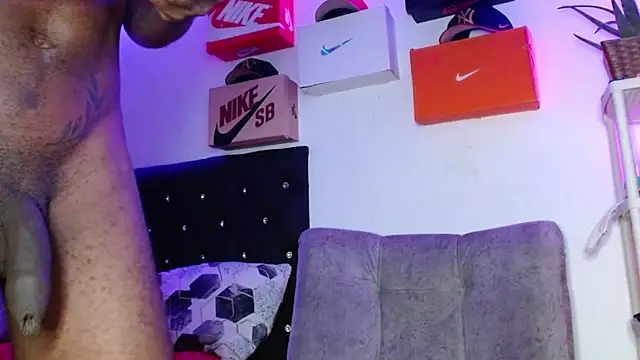 king  Black online show from February 18, 2025, 3:10 am