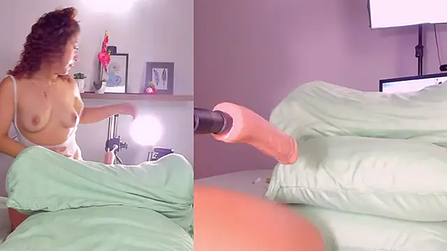 Snapshot of Mila_Moans chatting on January 23, 2025, 3:37 am Mila Moans online show from January 23, 2025, 3:37 am