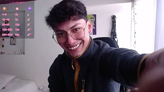 Amahd696 online show from January 12, 2026, 7:30 pm