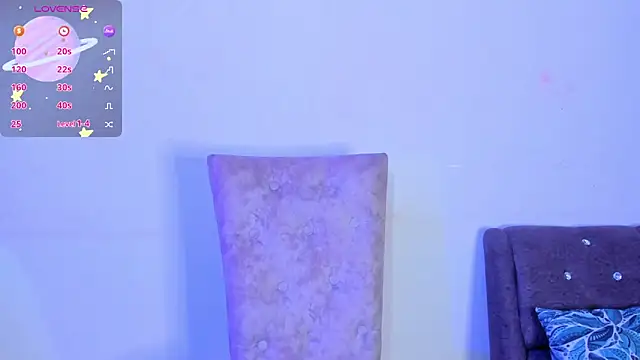 Snapshot of Camila_Coxx chatting on February 1, 2026, 9:24 pm Camila Coxx online show from February 1, 2026, 9:24 pm