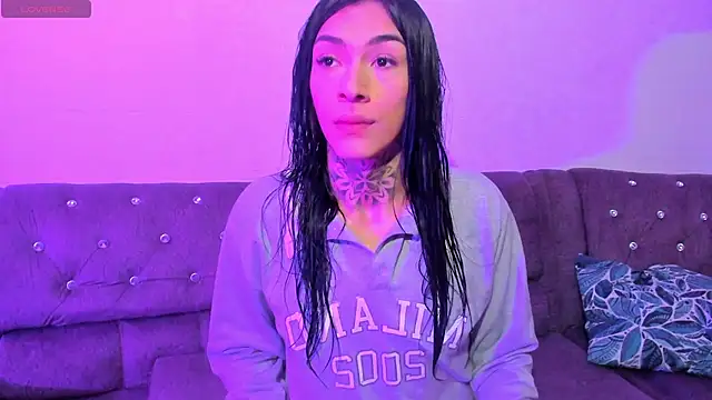 Snapshot of Camila_Coxx chatting on February 11, 2026, 7:02 am Camila Coxx online show from February 11, 2026, 7:02 am