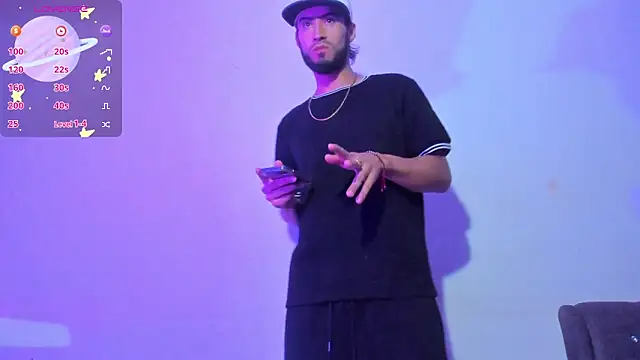 Snapshot of Camila_Coxx chatting on February 15, 2026, 5:15 am Camila Coxx online show from February 15, 2026, 5:15 am