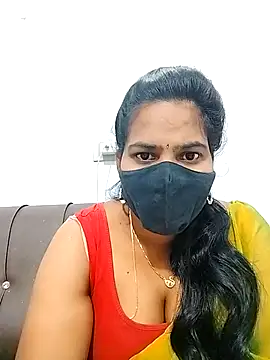 Snapshot of melina214 chatting on February 12, 2026, 3:56 am melina214 online show from February 12, 2026, 3:56 am