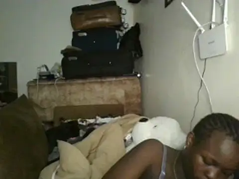 Snapshot of Sonnia_ chatting on February 1, 2025, 6:19 pm Sonnia online show from February 1, 2025, 6:19 pm