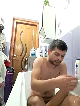 hornny1995 online show from December 22, 2024, 5:53 pm