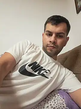 hornny1995 online show from December 27, 2024, 7:03 pm