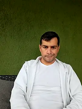 hornny1995 online show from October 5, 2025, 2:04 pm