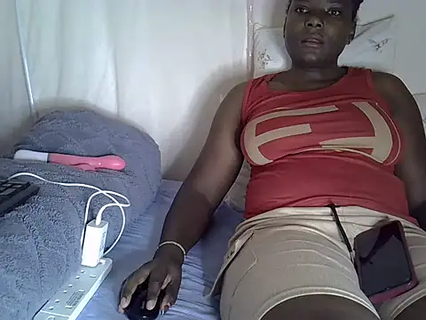 Sweetreena online show from October 14, 2025, 3:18 am