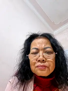 Hotestlove online show from December 1, 2025, 12:26 am