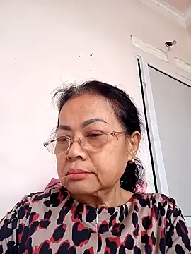 Hotestlove online show from December 16, 2025, 6:29 am