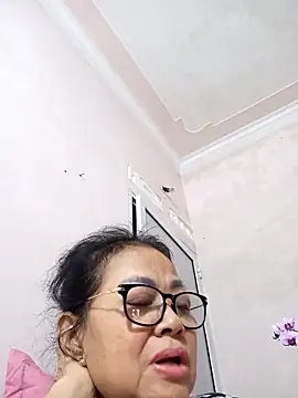 Hotestlove online show from March 10, 2026, 1:49 pm