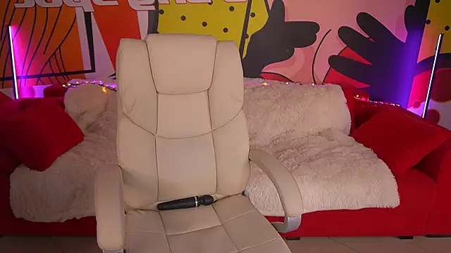 LiaBrazzerr online show from October 16, 2025, 6:58 am