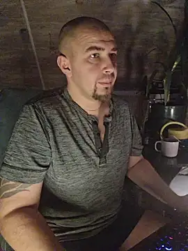 Foxyshaved online show from November 21, 2025, 2:54 am