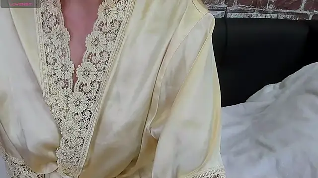 yourastral online show from December 13, 2024, 1:15 am