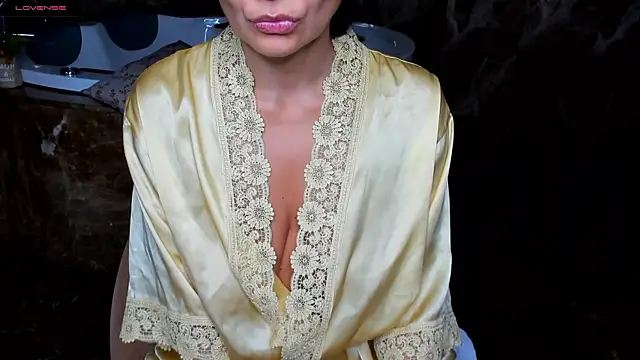 yourastral online show from November 17, 2025, 7:03 am