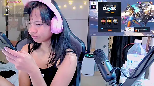 Kana G online show from February 8, 2025, 4:57 pm