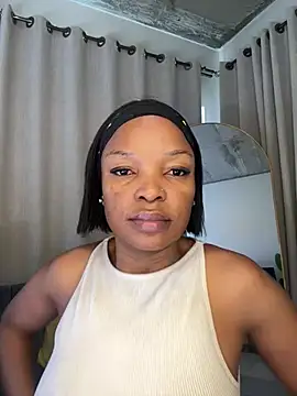 slimcateee online show from May 9, 2026, 7:24 am