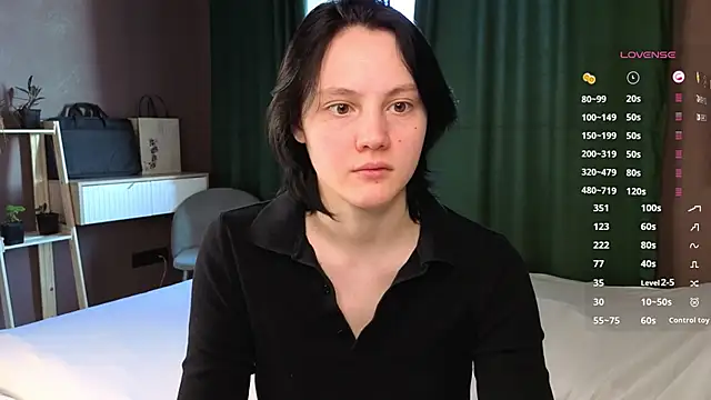 MaryCoopeer online show from October 31, 2025, 5:08 am