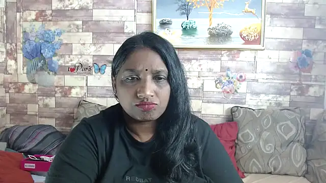 Snapshot of Indian_tracy chatting on January 7, 2026, 8:11 pm Indian tracy online show from January 7, 2026, 8:11 pm