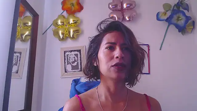 fantasty nylon online show from February 13, 2025, 2:20 pm