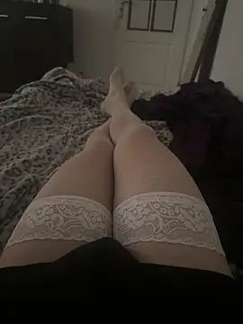 Snapshot of Nuarim chatting on December 4, 2025, 9:18 am Nuarim online show from December 4, 2025, 9:18 am