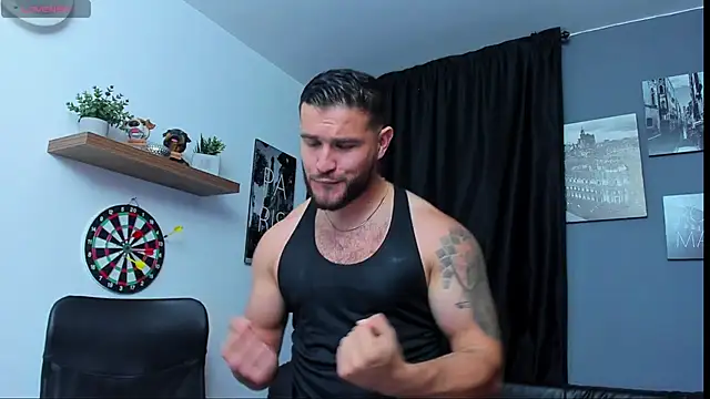 Snapshot of AndrewDiaz chatting on January 15, 2025, 11:30 pm AndrewDiaz online show from January 15, 2025, 11:30 pm