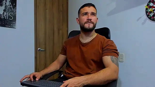 Snapshot of AndrewDiaz chatting on October 9, 2025, 1:25 am AndrewDiaz online show from October 9, 2025, 1:25 am
