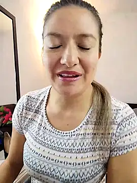 Snapshot of valeriahunter1 chatting on November 20, 2025, 10:31 pm valeriahunter1 online show from November 20, 2025, 10:31 pm