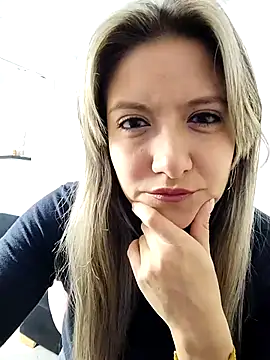 Snapshot of valeriahunter1 chatting on February 6, 2026, 11:30 pm valeriahunter1 online show from February 6, 2026, 11:30 pm