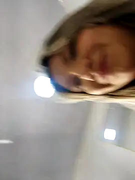 Snapshot of valeriahunter1 chatting on February 18, 2026, 10:39 pm valeriahunter1 online show from February 18, 2026, 10:39 pm