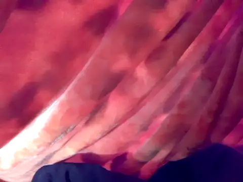 Snapshot of SmokeShow686 chatting on December 17, 2024, 4:21 pm SmokeShow686 online show from December 17, 2024, 4:21 pm