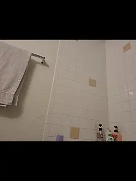 Snapshot of SmokeShow686 chatting on November 3, 2025, 1:29 am SmokeShow686 online show from November 3, 2025, 1:29 am