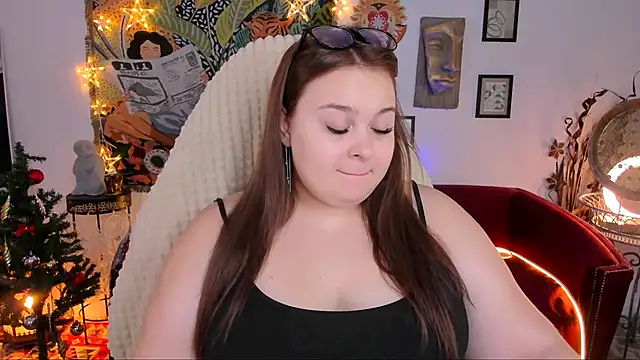 Snapshot of KimberlyMaran chatting on December 21, 2024, 1:21 pm KimberlyMaran online show from December 21, 2024, 1:21 pm