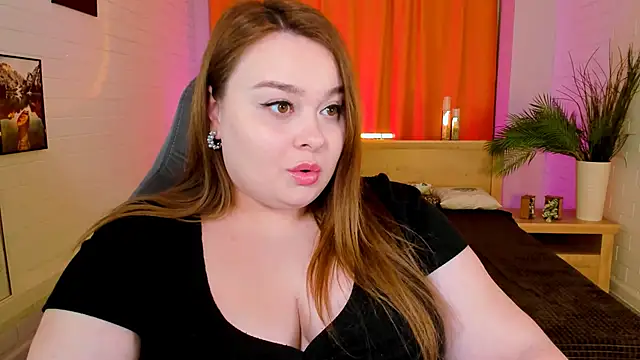 Snapshot of KimberlyMaran chatting on January 28, 2025, 3:25 pm KimberlyMaran online show from January 28, 2025, 3:25 pm