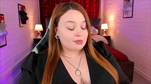 Snapshot of KimberlyMaran chatting on March 11, 2025, 3:23 pm KimberlyMaran online show from March 11, 2025, 3:23 pm