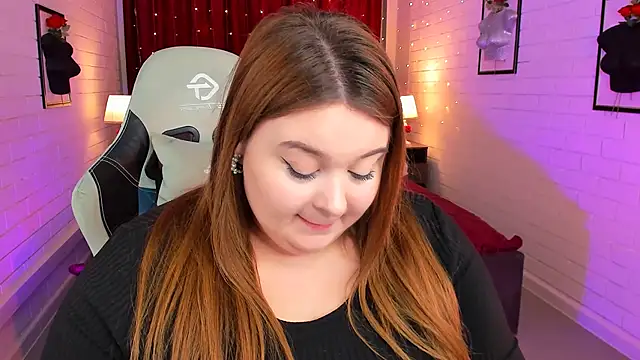 Snapshot of KimberlyMaran chatting on March 19, 2025, 9:28 am KimberlyMaran online show from March 19, 2025, 9:28 am