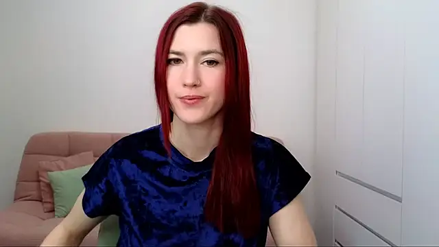 AliciaNewell online show from September 20, 2025, 8:15 am