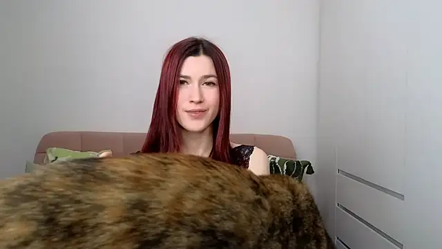 AliciaNewell online show from October 9, 2025, 4:21 am