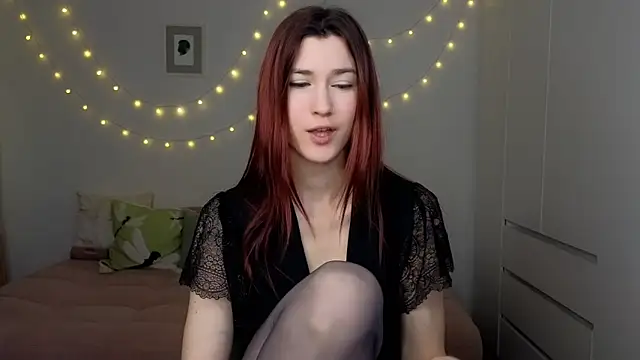 AliciaNewell online show from February 18, 2026, 5:14 am