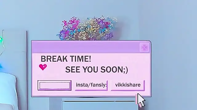 Snapshot of VikkiLustfull chatting on February 25, 2025, 5:36 pm VikkiLustfull online show from February 25, 2025, 5:36 pm