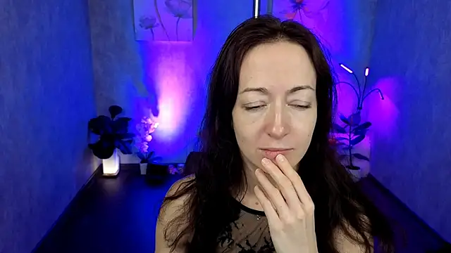 Snapshot of kimberlyray777 chatting on March 3, 2025, 9:33 am kimberlyray777 online show from March 3, 2025, 9:33 am