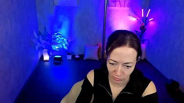 kimberlyray777 online show from March 16, 2026, 6:39 am