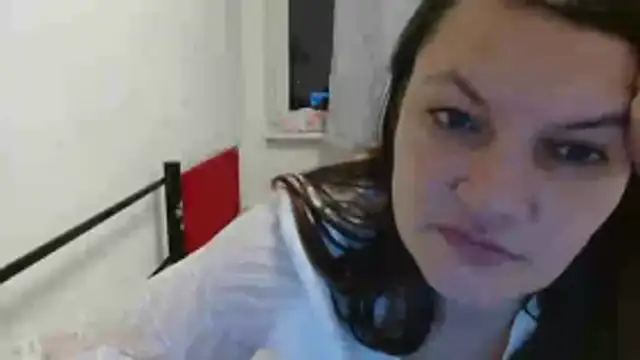 Snapshot of Lucinka1 chatting on January 19, 2026, 4:00 pm Lucinka1 online show from January 19, 2026, 4:00 pm