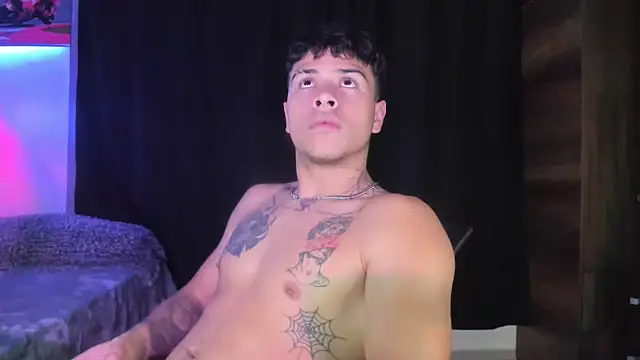 Snapshot of Dominic_Biker__ chatting on December 15, 2024, 9:13 am Dominic Biker online show from December 15, 2024, 9:13 am