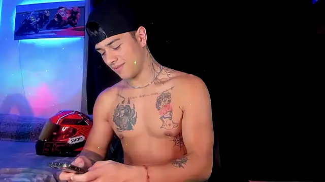 Snapshot of Dominic_Biker__ chatting on December 26, 2024, 6:41 am Dominic Biker online show from December 26, 2024, 6:41 am