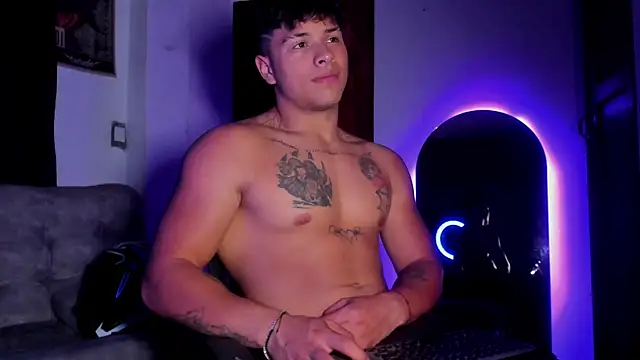 Dominic Biker   online show from May 15, 2026, 4:08 am