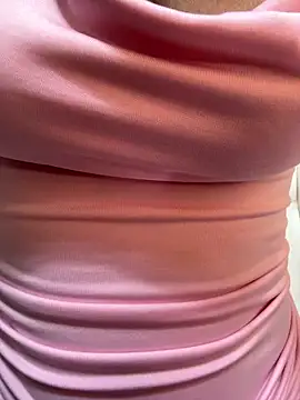 Snapshot of Hannagarces chatting on March 5, 2026, 11:28 am Hannagarces online show from March 5, 2026, 11:28 am