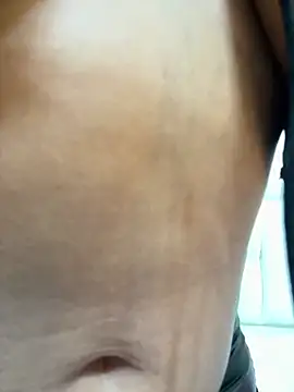 Snapshot of Hannagarces chatting on March 13, 2026, 10:33 am Hannagarces online show from March 13, 2026, 10:33 am