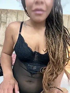 Snapshot of Hannagarces chatting on April 14, 2026, 11:38 am Hannagarces online show from April 14, 2026, 11:38 am